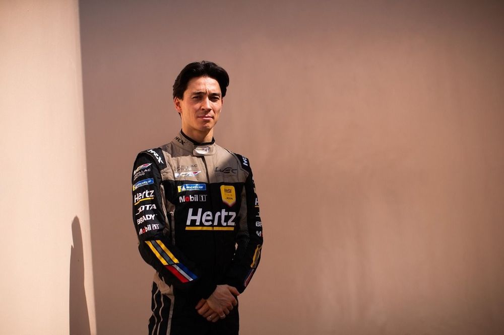 WEC825_110811330406462DG