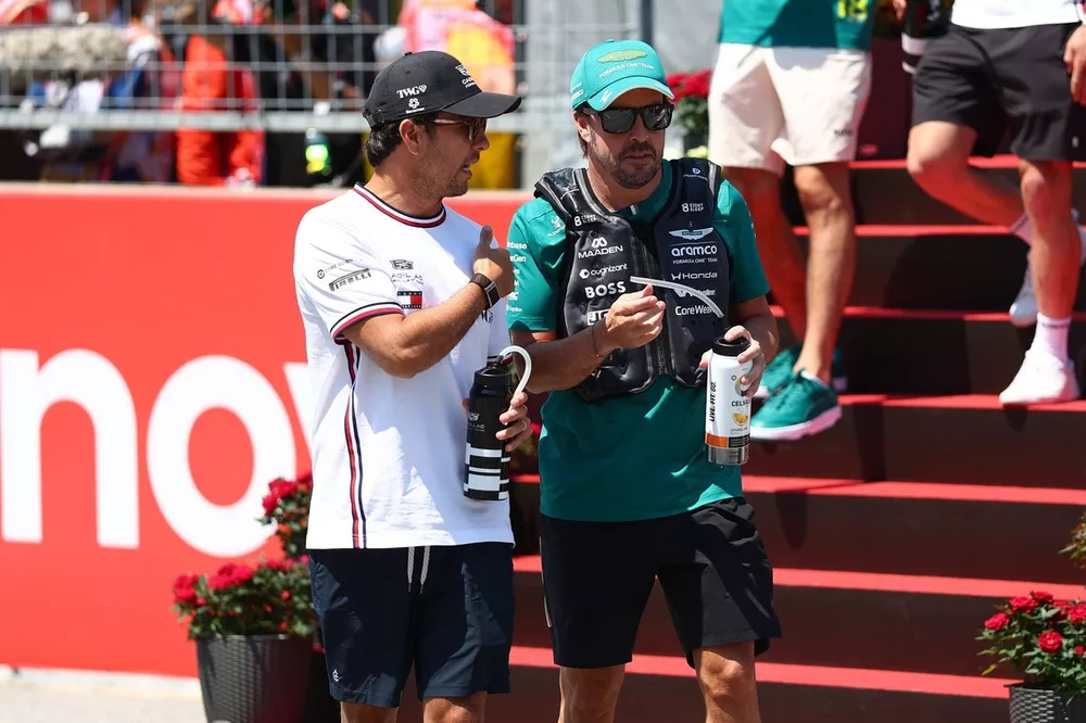 Fernando Alonso, Aston Martin Racing, Sergio Perez, Cadillac Racing