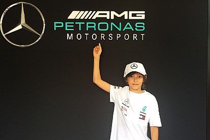 Mercedes: Antonelli jr ha voluto regalare la prima coppa a Toto Wolff