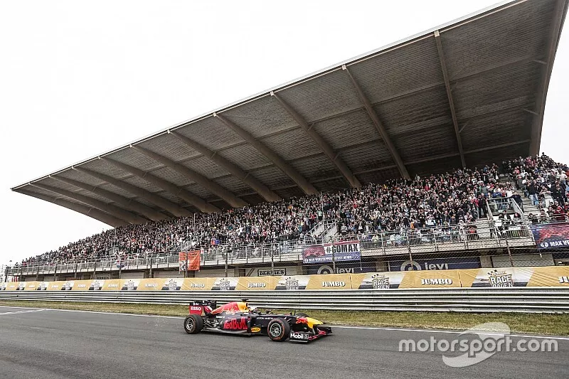 Max Verstappen, Red Bull Racing avec le F1 Show