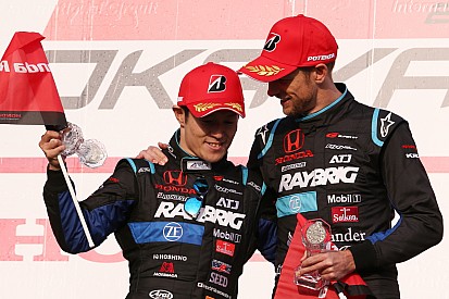 Відео: як Баттон без перемог вийшов у лідери сезону Super GT