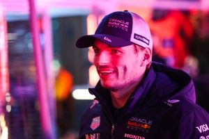 Max Verstappen&rsquo;s Las Vegas-themed Christmas T-shirt sparks chaos on Reddit