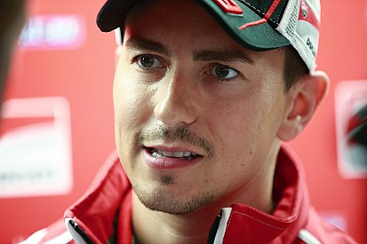 Lorenzo knows he must “escape” uncompetitive situation