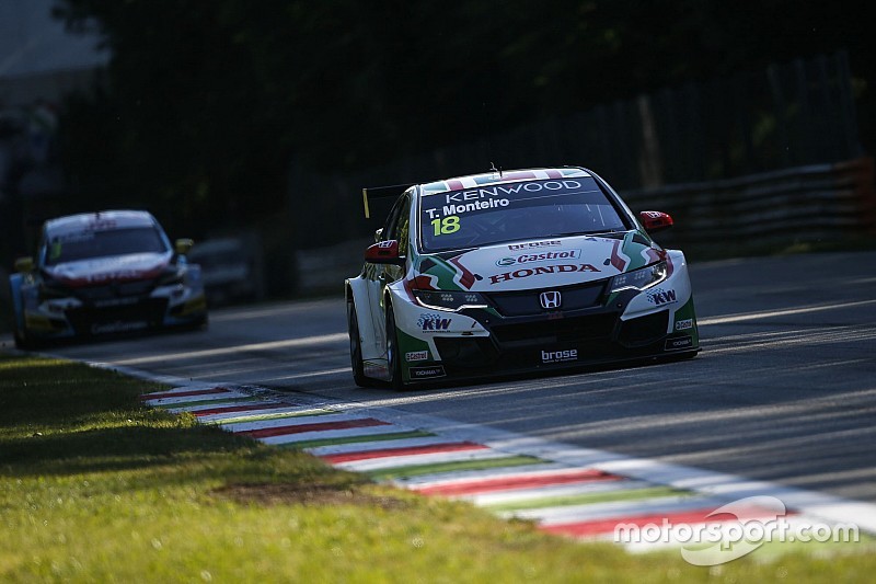 Tiago Monteiro :