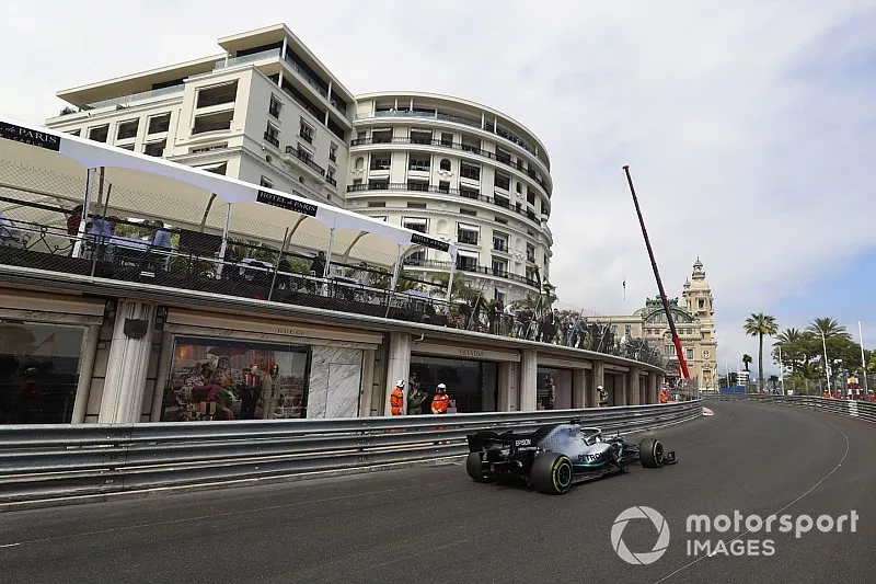 Lewis Hamilton, Mercedes AMG F1 W10