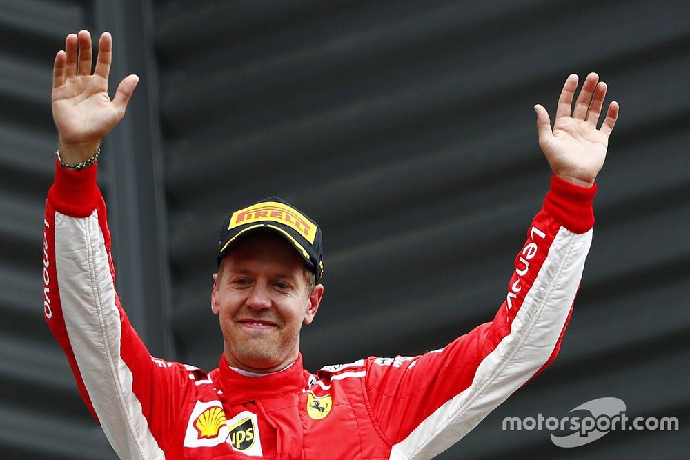 Ganador de la carrera Sebastian Vettel, Ferrari