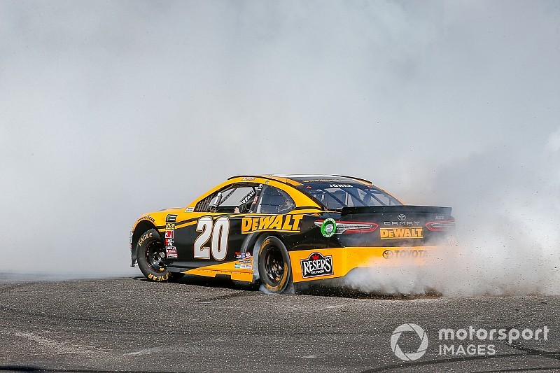 NASCAR Cup Las Vegas starting lineup in pictures
