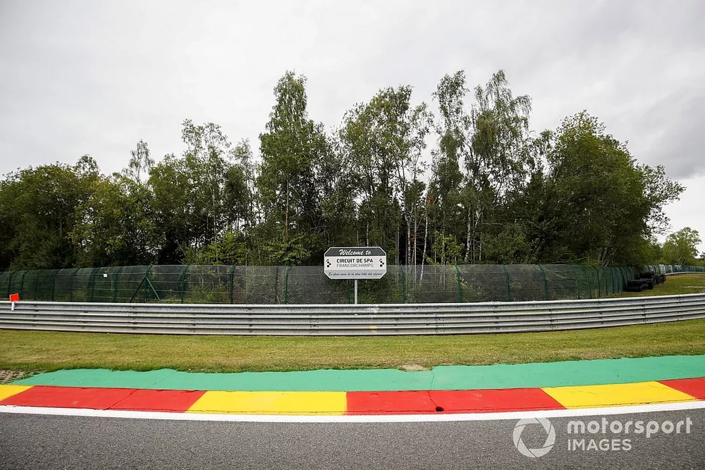 Se&ntilde;al de bienvenida a Spa-Francorchamps 