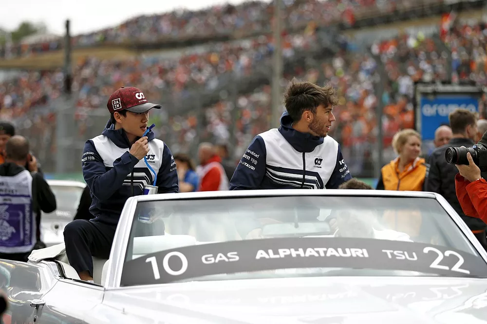 Yuki Tsunoda, Scuderia AlphaTauri, Pierre Gasly, Scuderia AlphaTauri,