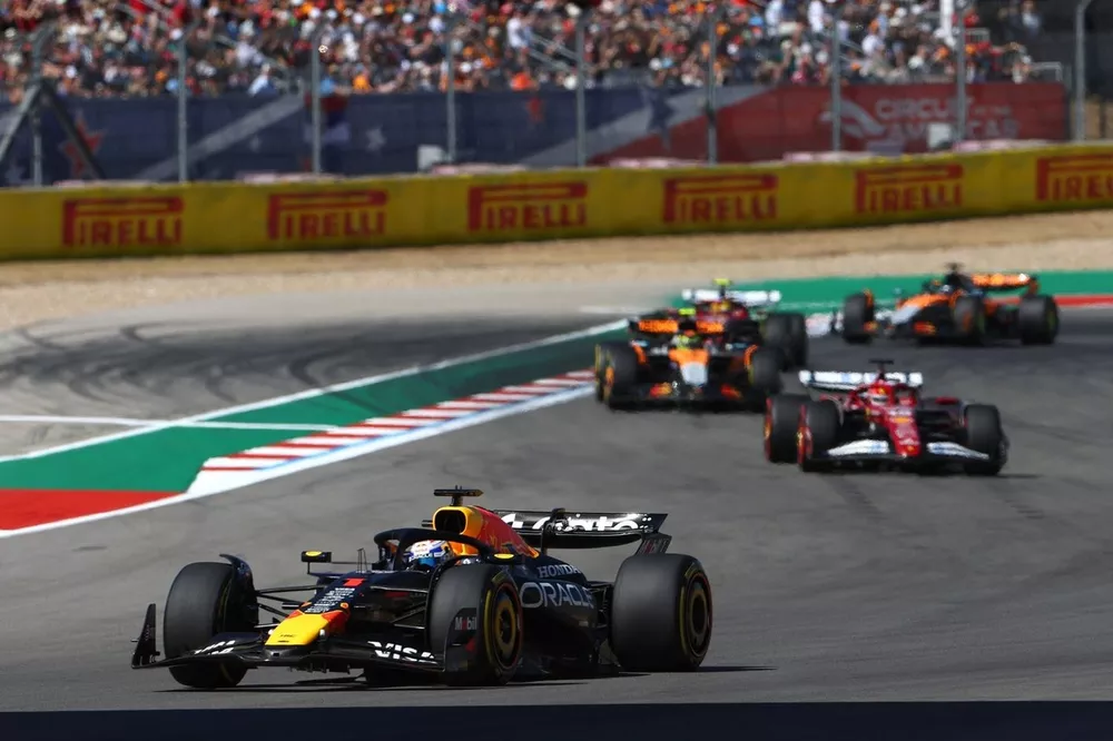 Charles Leclerc, Ferrari, Lando Norris, McLaren, Max Verstappen, Red Bull Racing