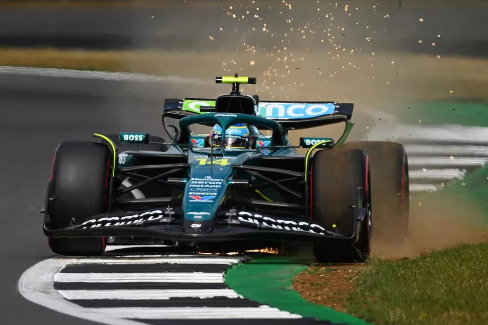 Fernando Alonso, Aston Martin Racing