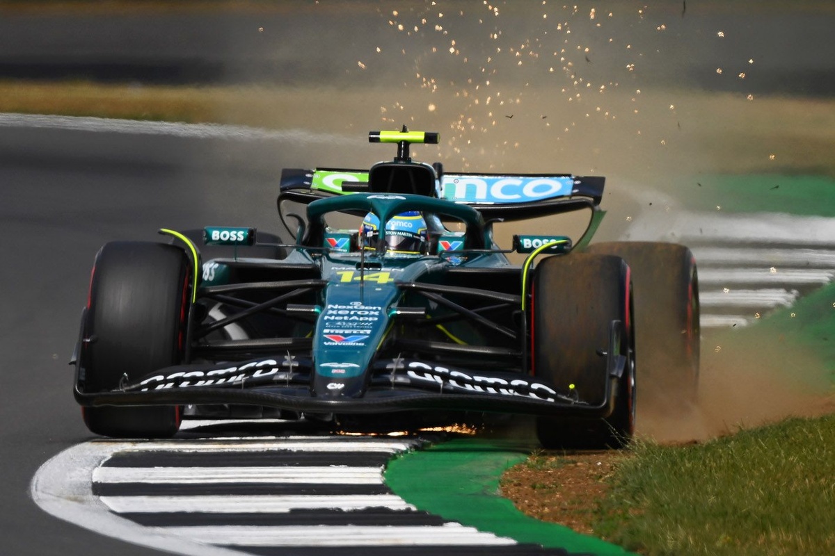 Fernando Alonso defends Aston testing F1 car upgrades on a sprint weekend