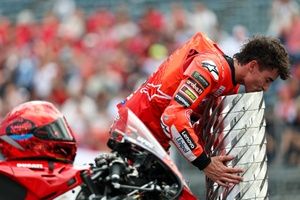 MotoGP: "É uma honra e prazer" igualar títulos de Rossi, diz Marc Márquez