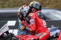 Alex M&aacute;rquez revela la conversaci&oacute;n con Marc al entender que luchar&iacute;an por el t&iacute;tulo