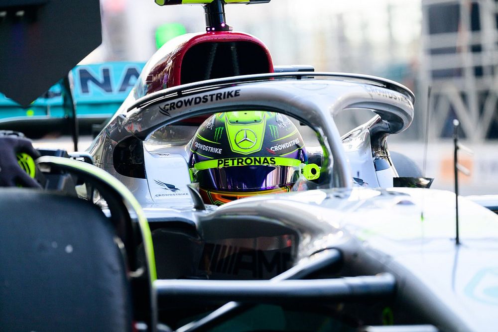 Lewis Hamilton, Mercedes W13