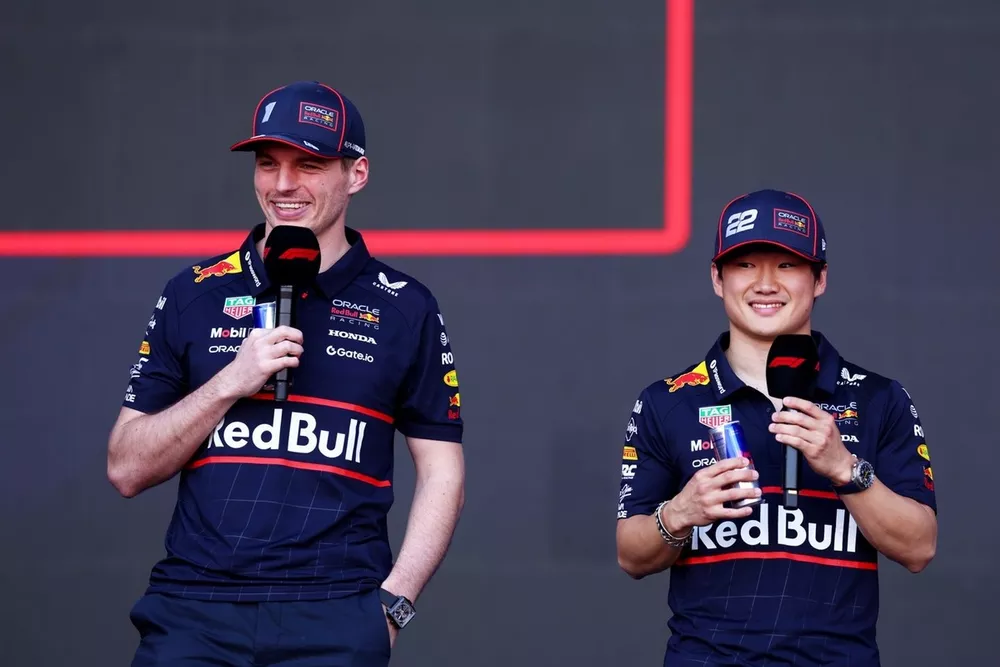Max Verstappen, Red Bull Racing, Yuki Tsunoda, Red Bull Racing Team