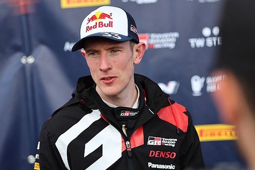 Evans może wr&oacute;cić do samochodu