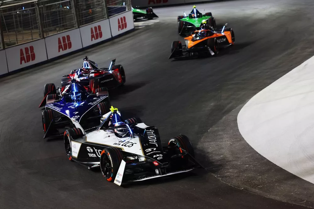 Nick Cassidy, Jaguar TCS Racing, Jaguar I-TYPE 6, Maximilian Gunther, Maserati Racing, Maserati Tipo Folgore, Pascal Wehrlein, Porsche, Porsche 99X Electric Gen3