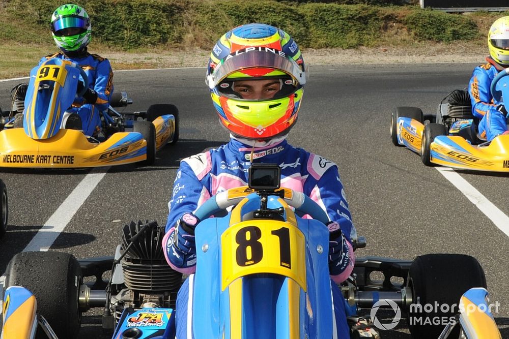 Oscar Piastri, piloto reserva de Alpine, en Todd Road Karting Circuit