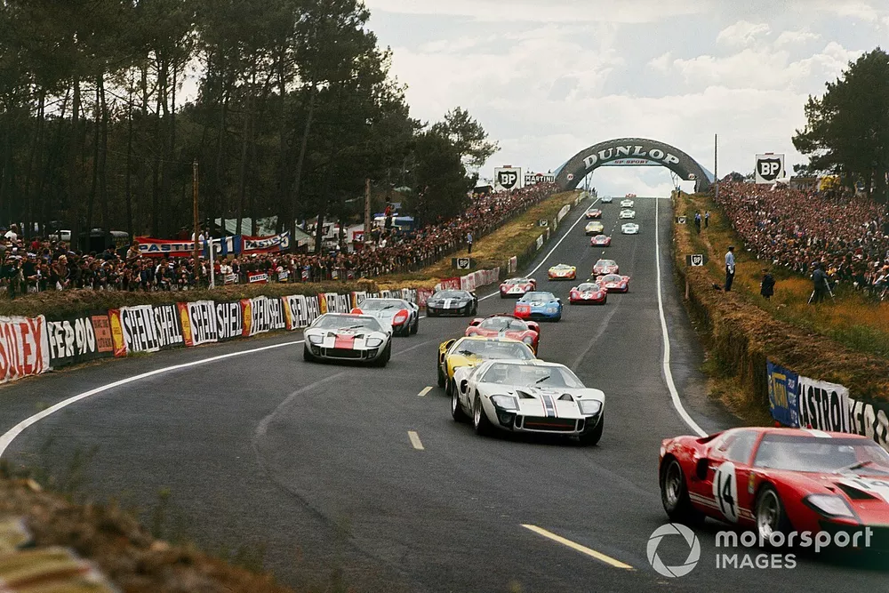 Salida de Le Mans