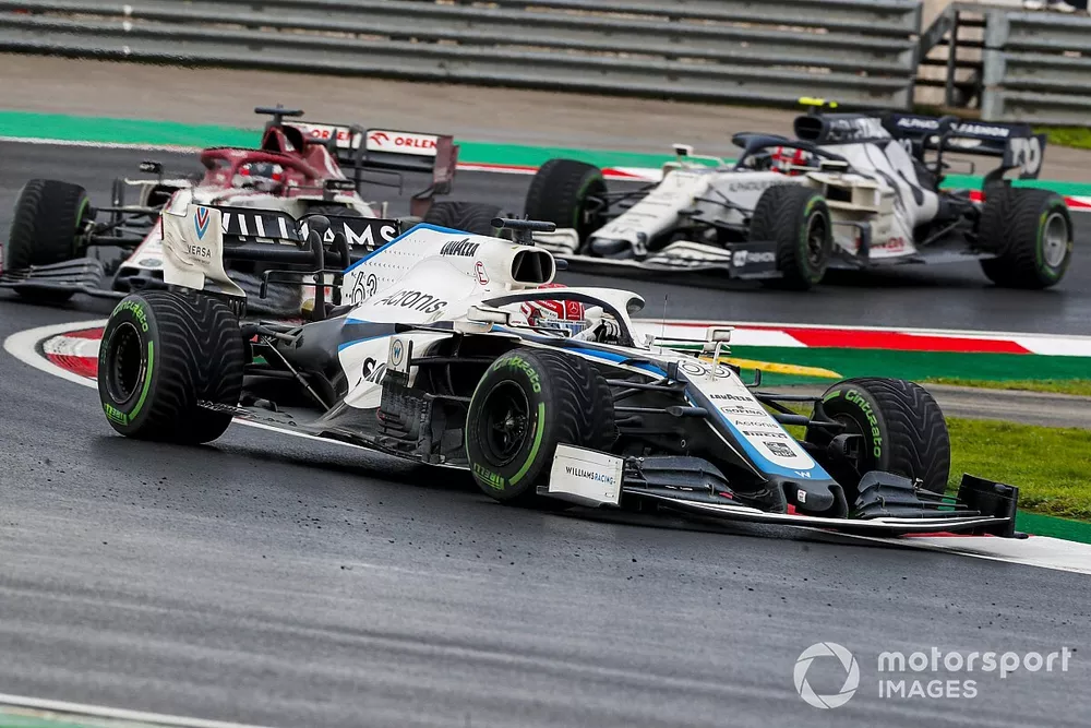 George Russell, Williams FW43, Kimi Raikkonen, Alfa Romeo Racing C39, and Pierre Gasly, AlphaTauri AT01
