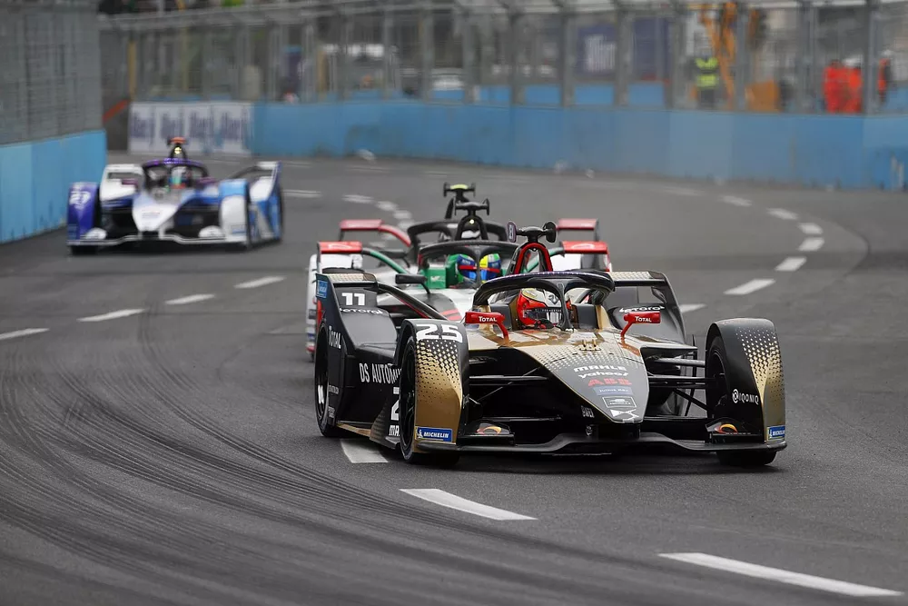 Jean-Eric Vergne, DS Techeetah, DS E-Tense FE21, Lucas Di Grassi, Audi Sport ABT Schaeffler, Audi e-tron FE07