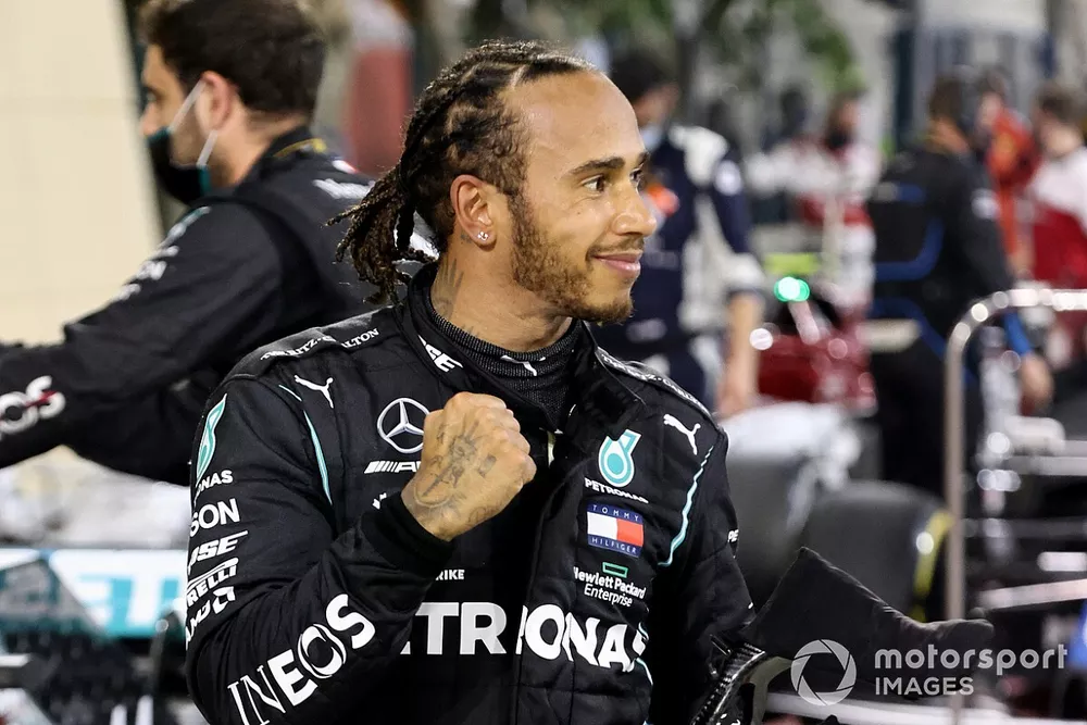 Lewis Hamilton, Mercedes-AMG F1, 1st position, in Parc Ferme