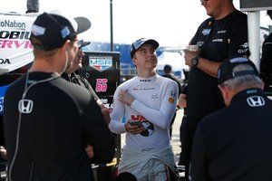 Malukas, listo para volver a la IndyCar en Laguna Seca "mentalmente m&aacute;s fuerte"