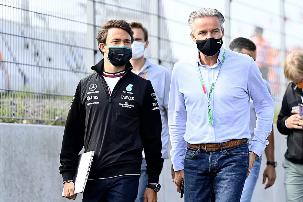 Formule E kampioen Nyck de Vries, Mercedes
