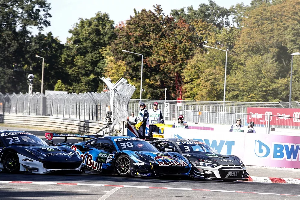 Le départ, Kelvin van der Linde, Abt Sportsline Audi R8 LMS GT3, Liam Lawson, AF Corse Ferrari 488 GT3 Evo, Kelvin van der Linde, Abt Sportsline Audi R8 LMS GT3