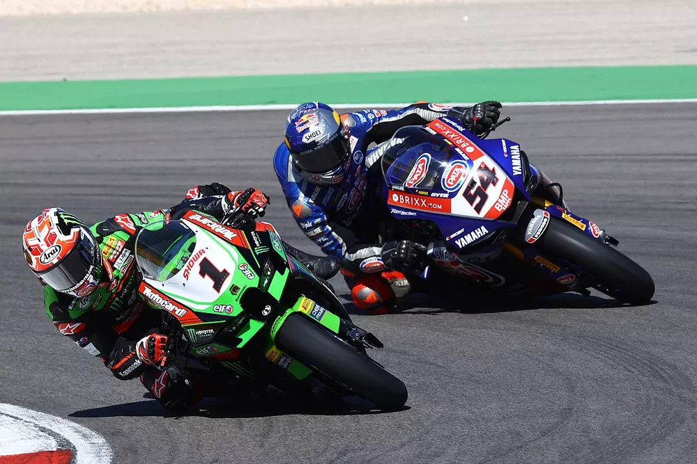 Jonathan Rea, Kawasaki Racing Team WorldSBK,  Toprak Razgatlioglu, PATA Yamaha WorldSBK Team