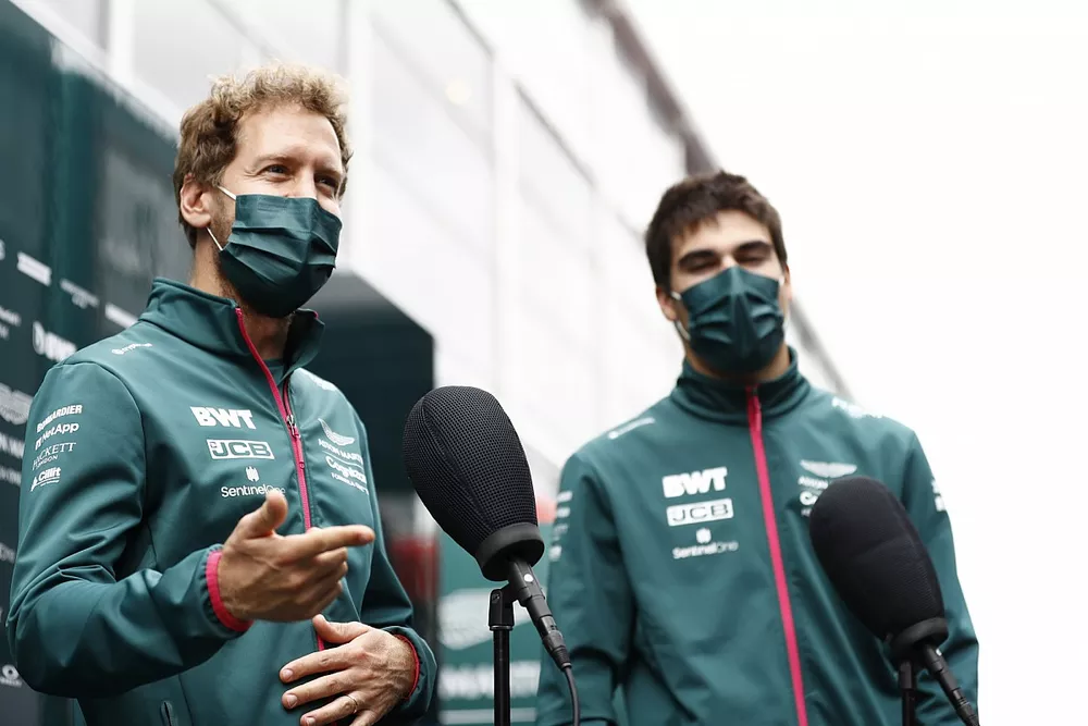 Lance Stroll, Aston Martin AMR21  and Sebastian Vettel, Aston Martin AMR21 