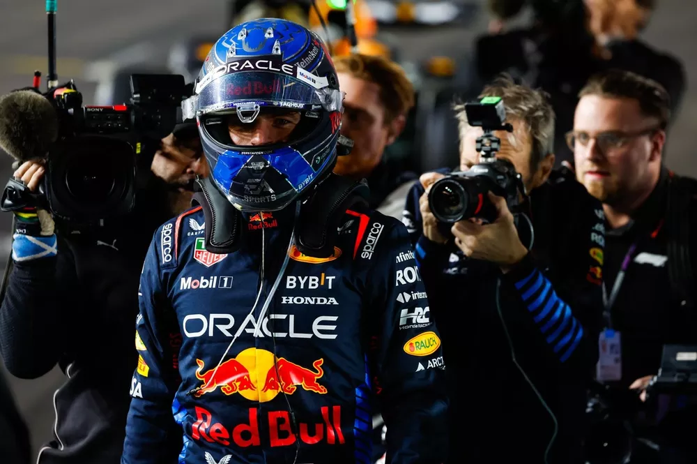 Max Verstappen, Red Bull Racing, in Parc Ferme na het veroveren van de rijderstitel