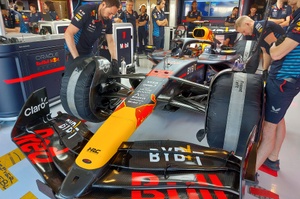 Amazon.co.jp: レッドブル F1キーホルダー 角田裕樹 : おもちゃ