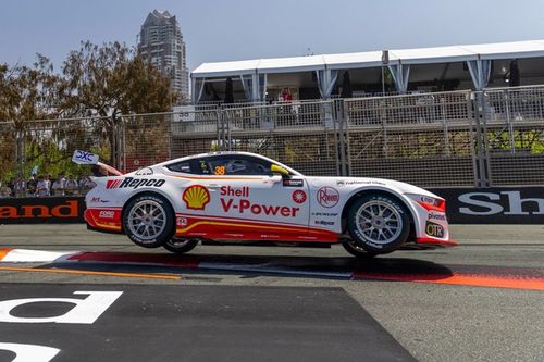 VIDEO: Varios fot&oacute;grafos heridos en un accidente en los Supercars de Australia