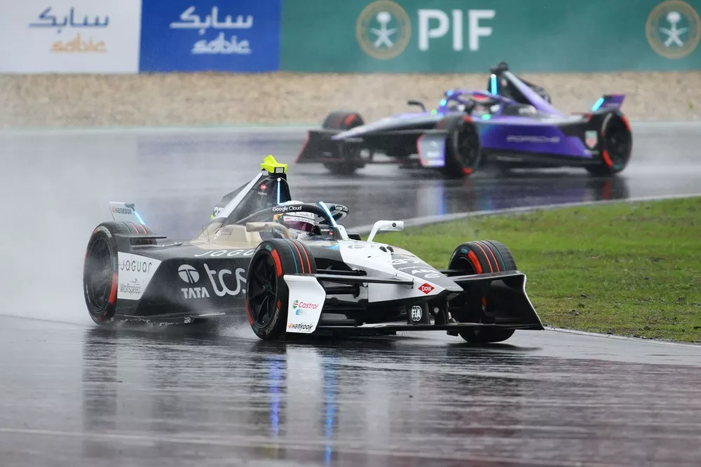Nick Cassidy, Jaguar TCS Racing