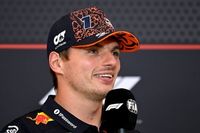 Lo que dicen las respuestas de Max Verstappen ante las preguntas sobre Mercedes y 2026