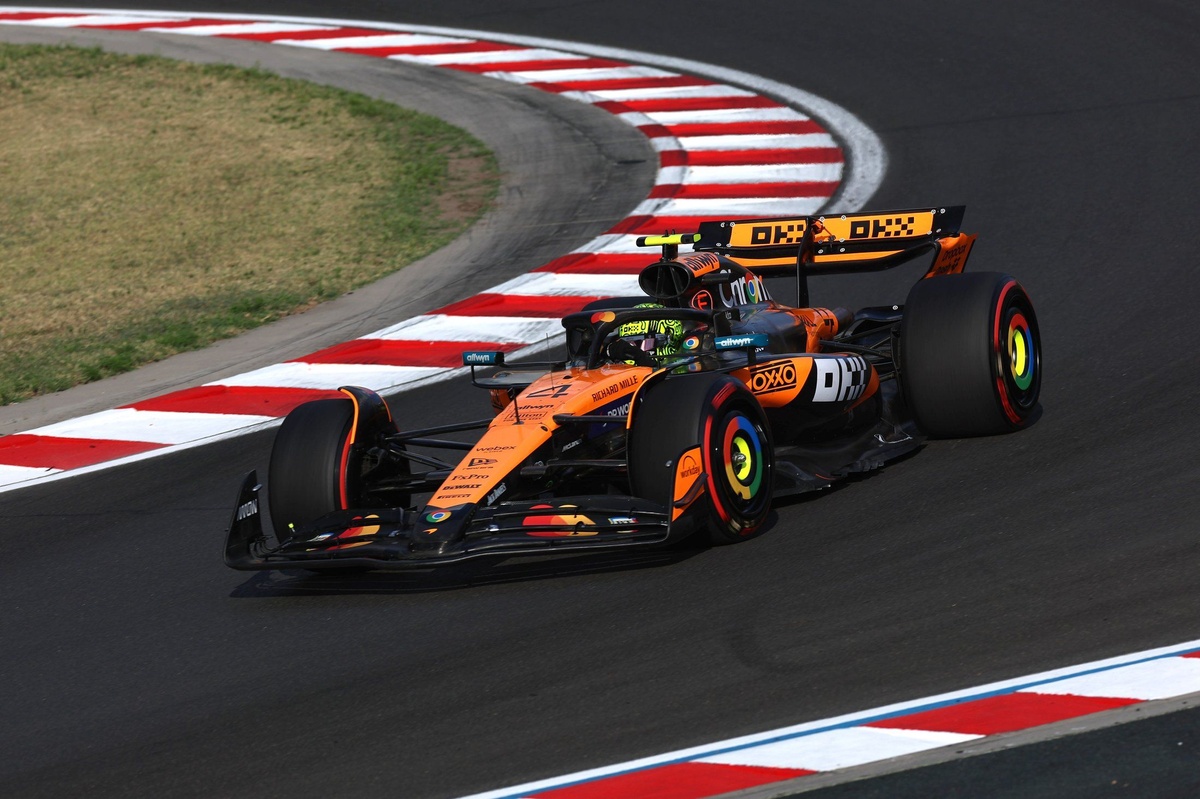 Norris tops Piastri in FP2 for another McLaren 1-2 at Hungaroring