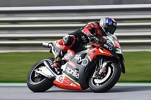 MotoGP, Le Mans, Libere 1: il bagnato esalta Smith e Aprilia