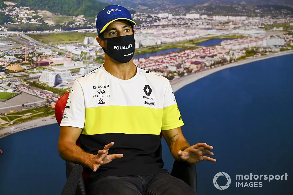Daniel Ricciardo, Renault F1 in the press conference