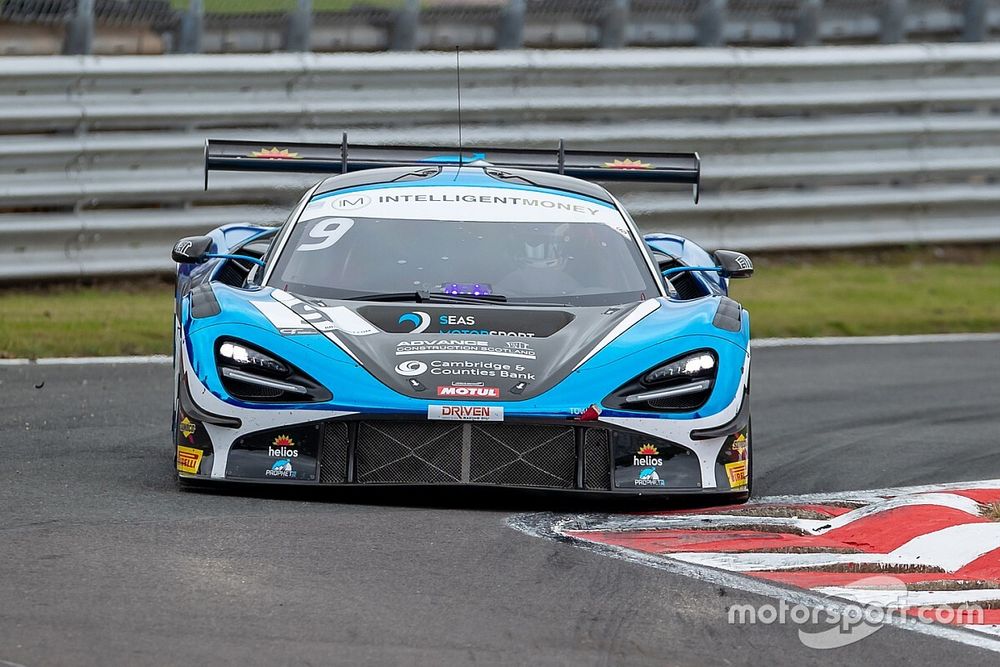 #9 2 Seas Motorsport McLaren 720S GT3: Dean McDonald, Angus Fender