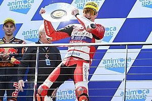 Guevara gana en Australia y se proclama campe&oacute;n de Moto3 a lo grande