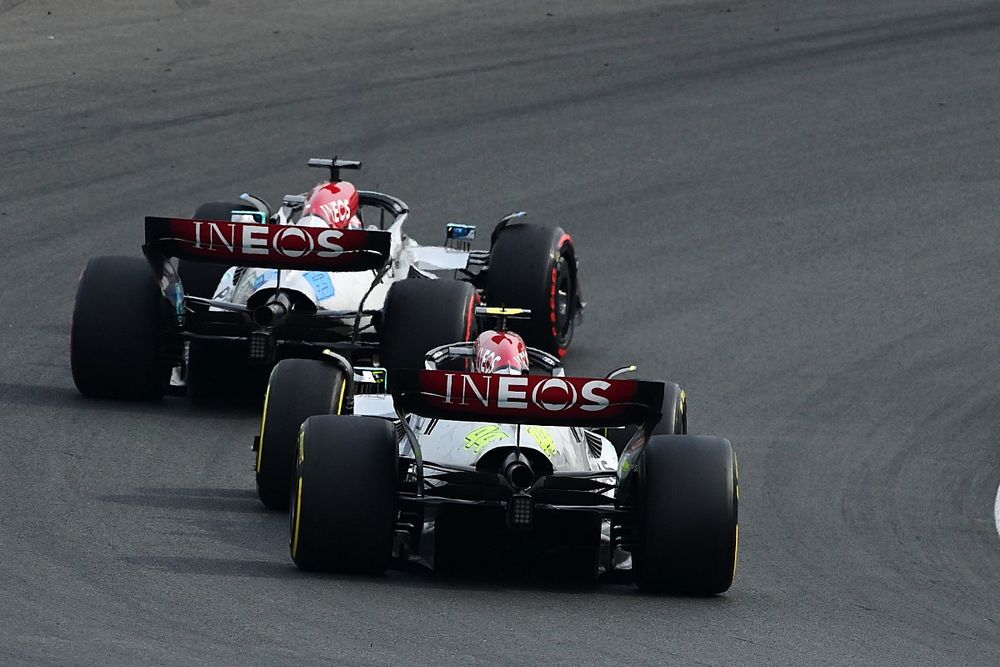 George Russell, Mercedes W13, Lewis Hamilton, Mercedes W13