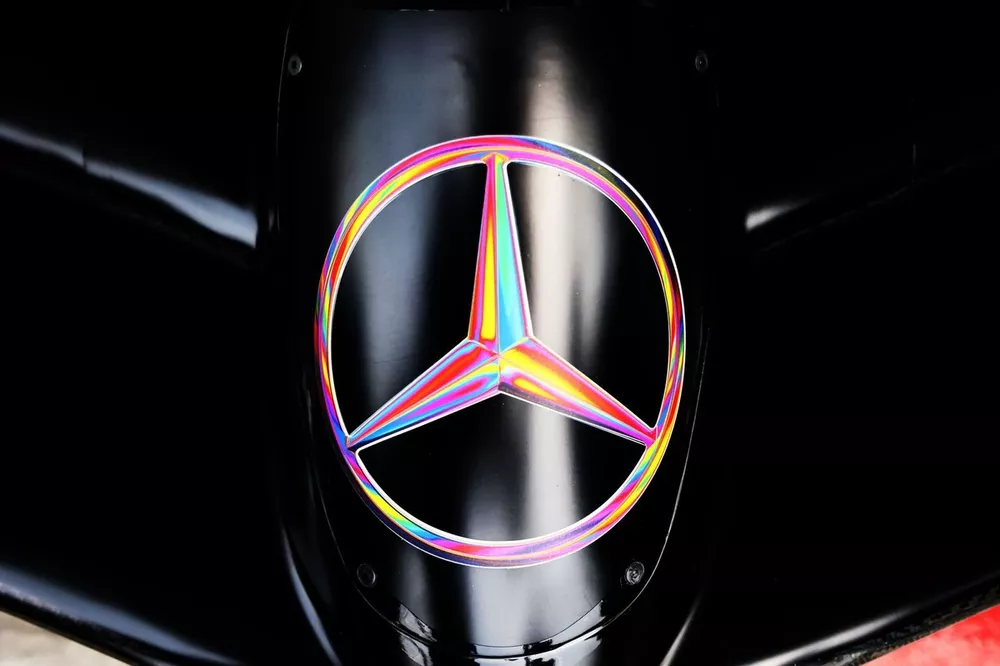 Mercedes emblem on the Mercedes F1 W14