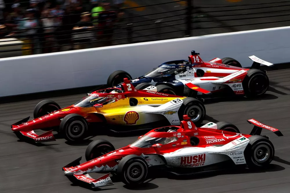 Marcus Ericsson, Chip Ganassi Racing Honda, Josef Newgarden, Team Penske Chevrolet, Santino Ferrucci, A.J. Foyt Enterprises Chevrolet
