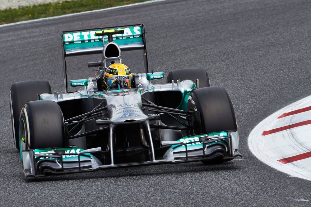 Lewis Hamilton, Mercedes W04