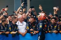 Marko califica de "ilusi&oacute;n" un posible fichaje de Mercedes a Verstappen