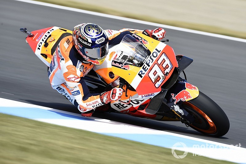 Rossi: Marquez'in Honda'dan ayrılarak kanıtlaması gereken hiçbir şey yok