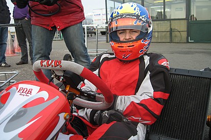 Plooij: “Stond naast papa Hamilton en papa Verstappen naast de kartbaan”