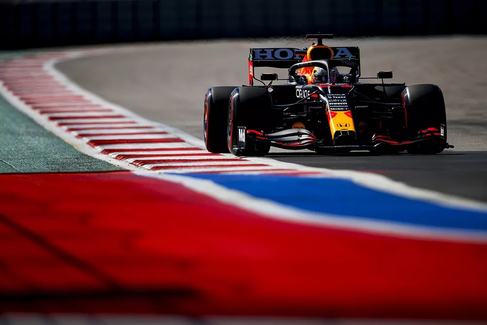 Max Verstappen, Red Bull Racing RB16B